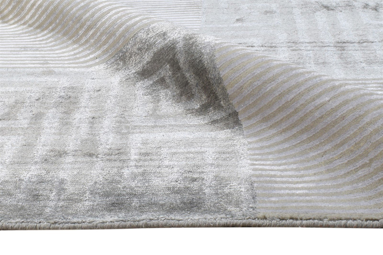 Hand Knotted Grey Silk Rug 6' X 9' Modern Moroccan Geometric Room Size Carpet Area Rug