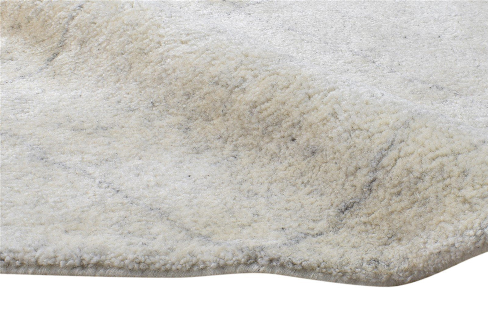Beige Wool Silk Rug 2' X 5' Shag Hand Knotted Moroccan Diamond Small Carpet 7865143361685