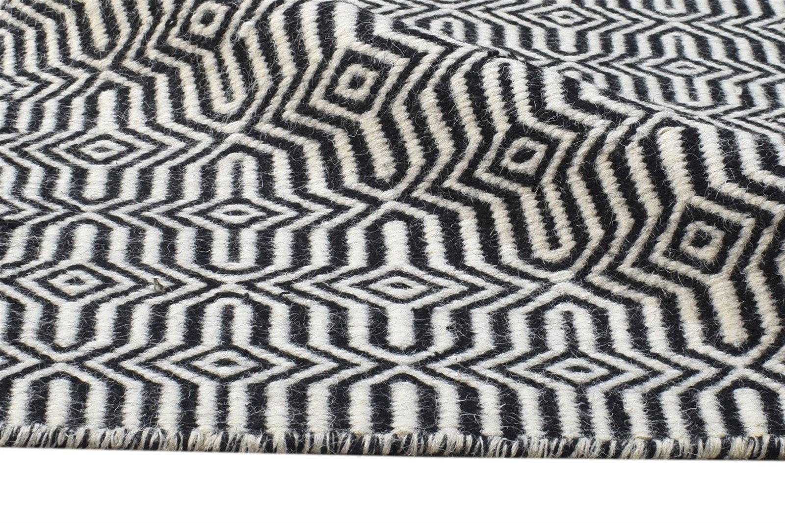 Black Wool Rug 2' X 3' Modern Dhurrie Moroccan Modern Small Carpet 7865137823893