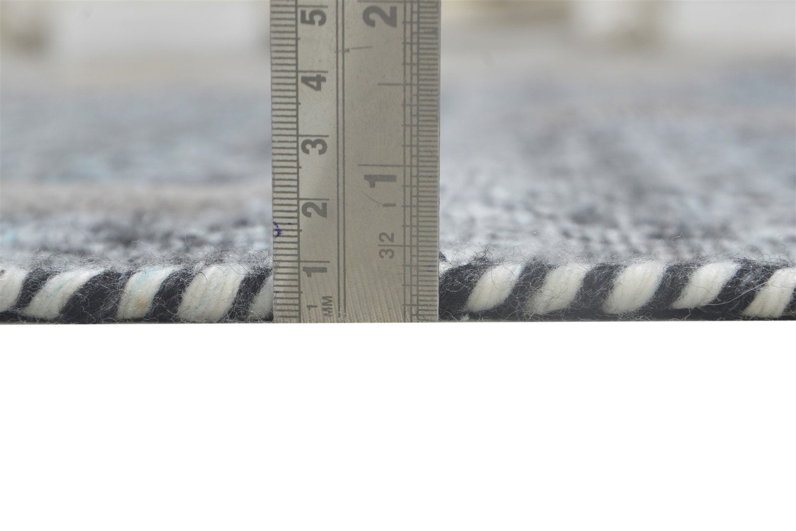 Charcoal Pet Yarn Rug 5X7 Modern Jacquard Loom Moroccan Diamond Room Size Carpet 7864231592085