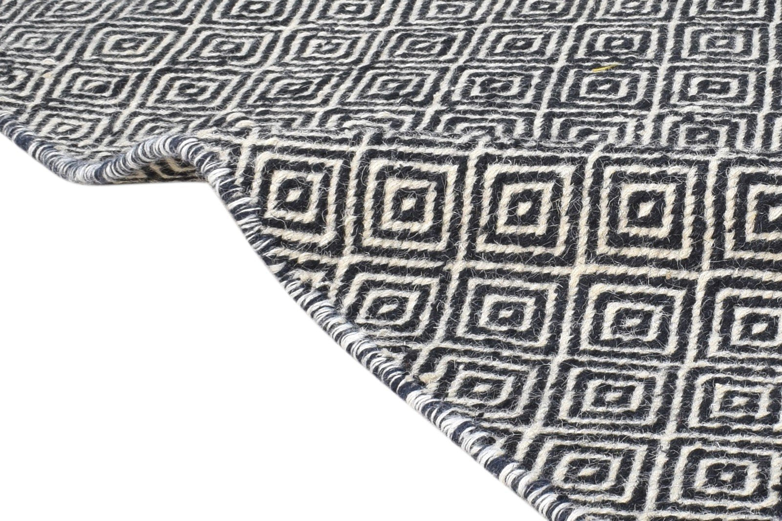 Dhurrie Black Wool Rug 2' X 3' Modern Scandinavian Diamond Small Carpet 7865013239957
