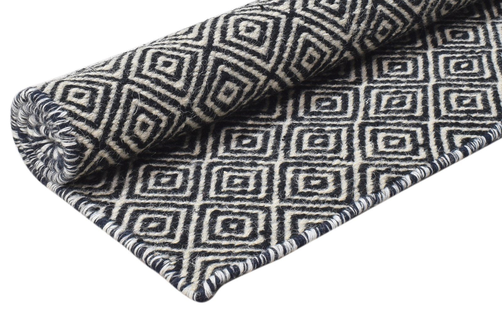 Dhurrie Black Wool Rug 2' X 3' Modern Scandinavian Diamond Small Carpet 7865013239957