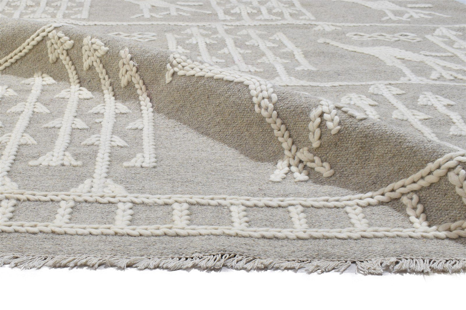 Concordia Dhurrie Sand Wool Rug 5' X 8' Modern Moroccan Arrow 7864155472021