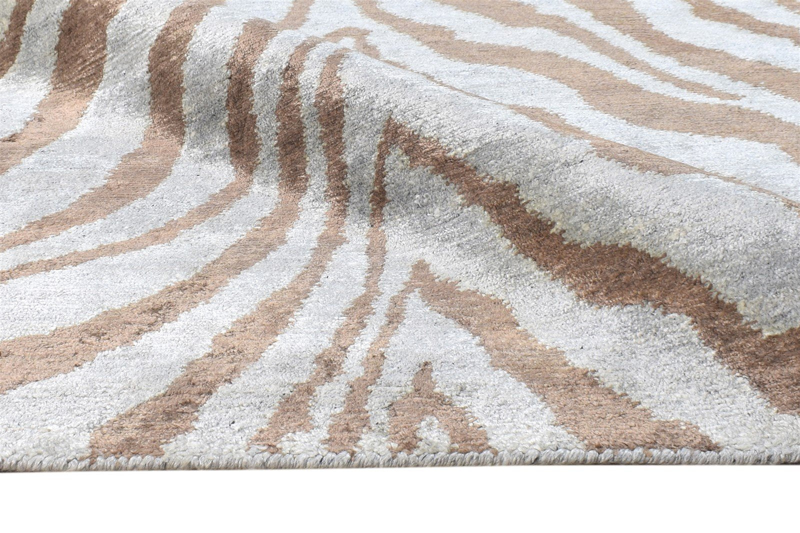 Grey Silk Rug 5' X 8' Modern Hand Knotted Indian Animal Print Room Size Carpet 7865066127509