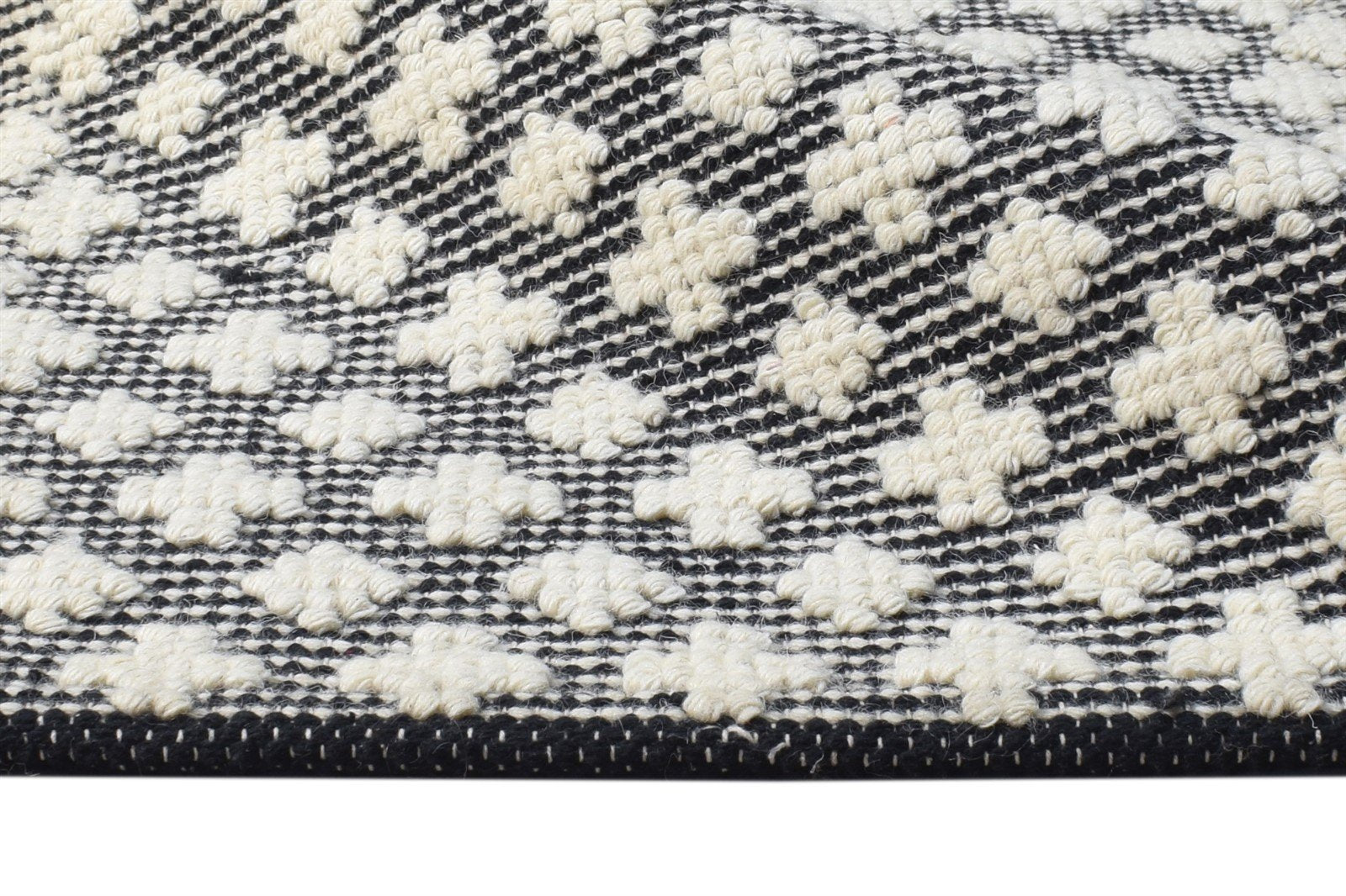 Hand-Hooked Black Wool Rug 2' X 3' Modern Moroccan Modern Small Carpet 7865137365141