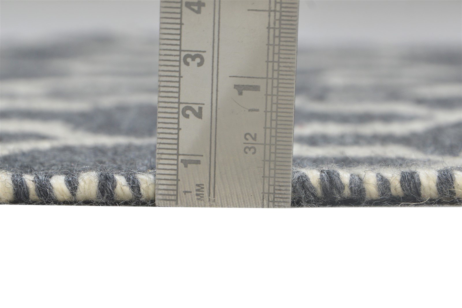 Jacquard Loom Grey Polypropylene Rug 2'6"x5 Modern Moroccan Trellis Small Carpet 7864985157781