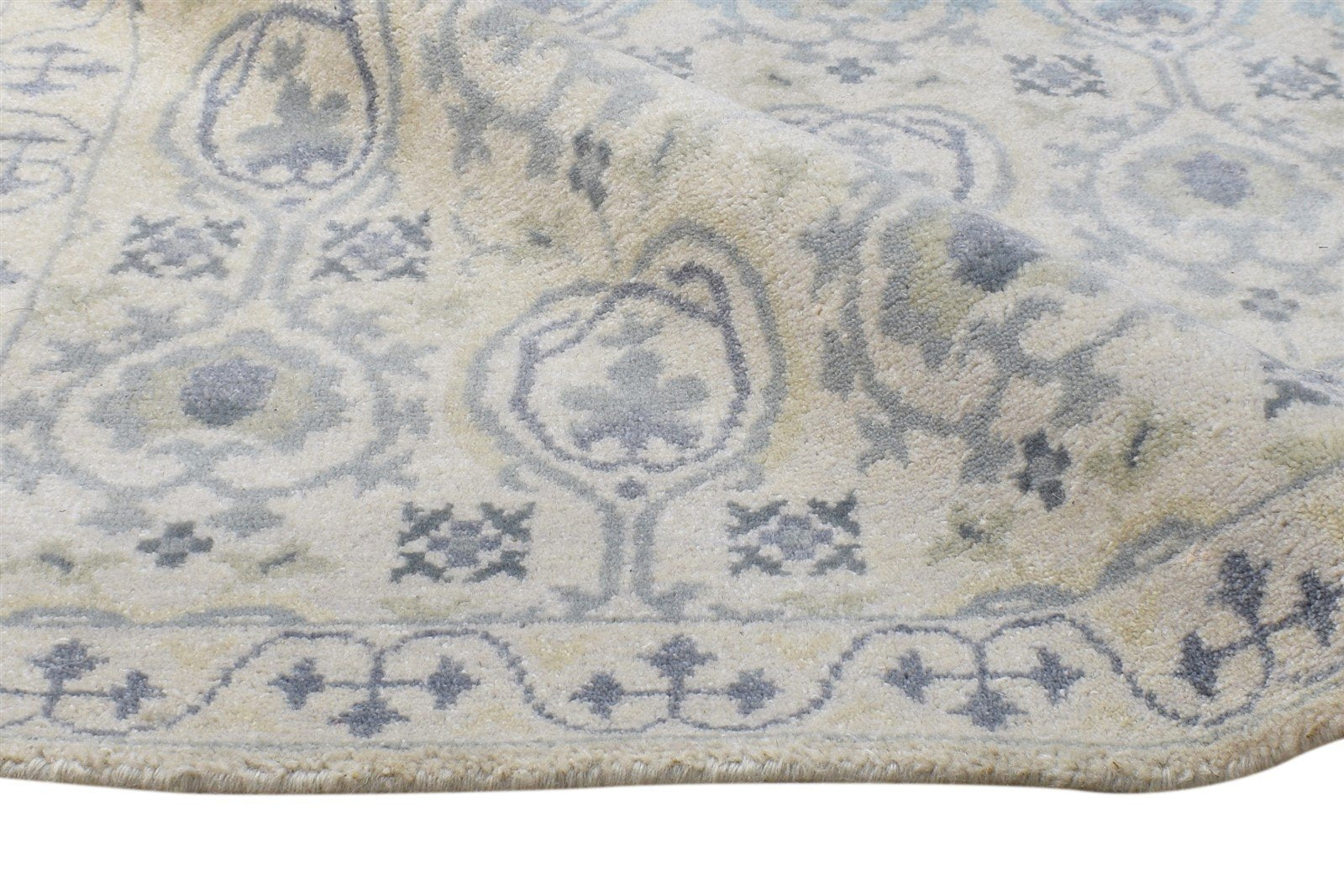 Kristien Hand Knotted Cream Wool Rug 4' X 6' Persian Kashan Oriental   7865115312277