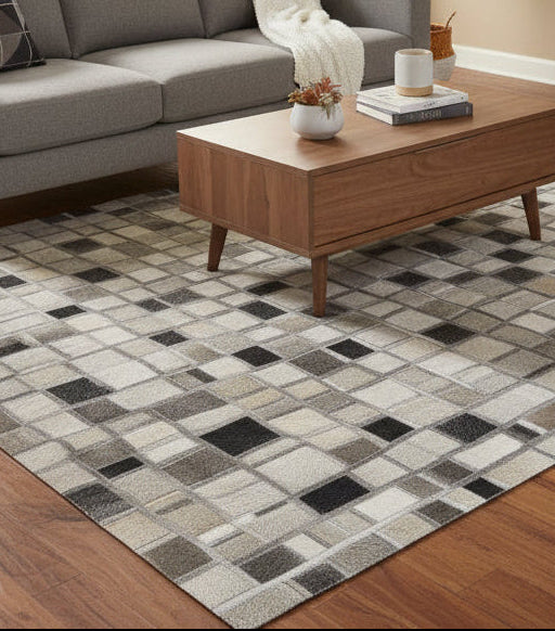 Sidonnie Handmade Gray Cowhide Leather Patchwork Rug 7865128616085
