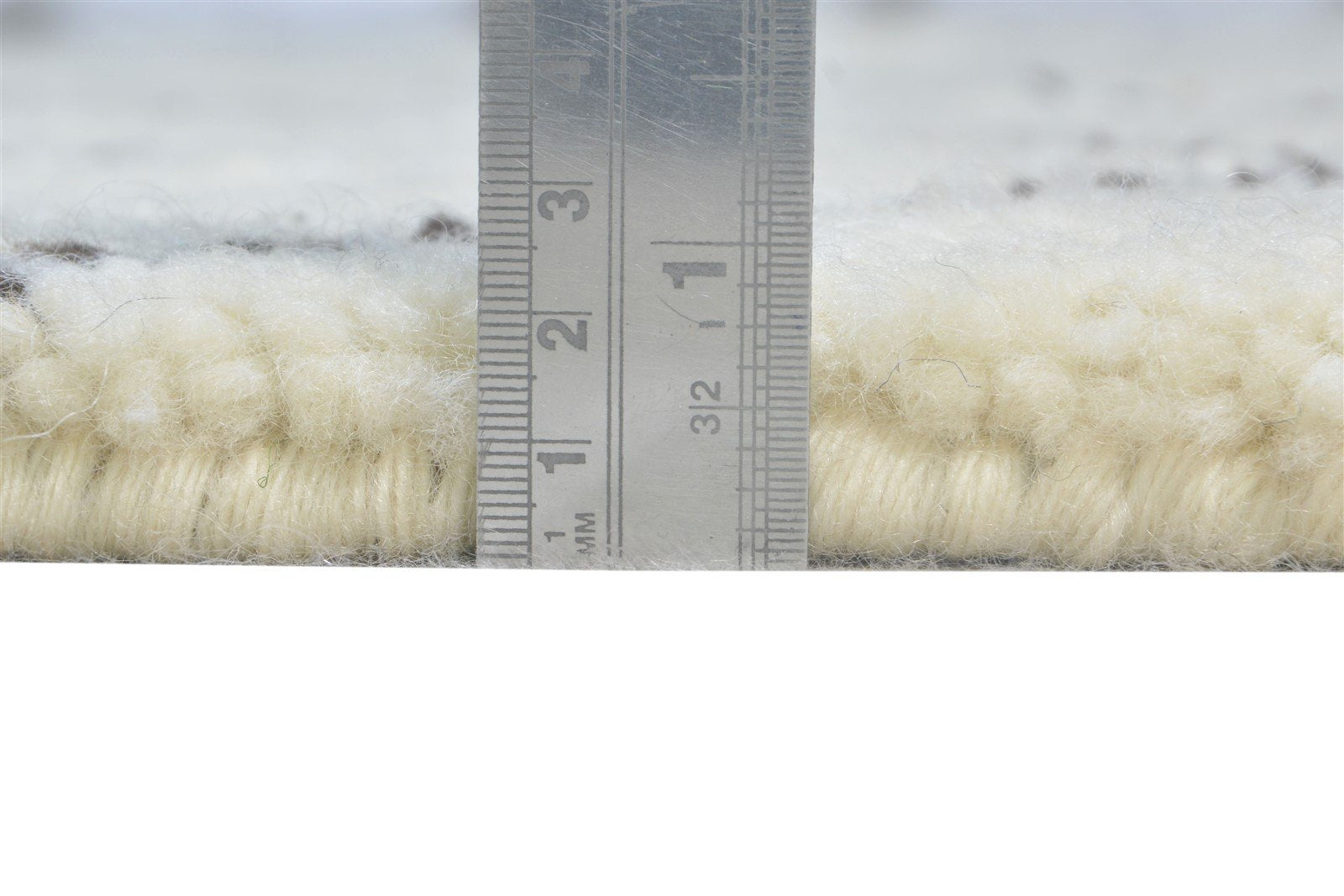 Vanna Wool Cream Rug 4' X 6' Modern Hand Knotted Moroccan Diamond   7865116459157