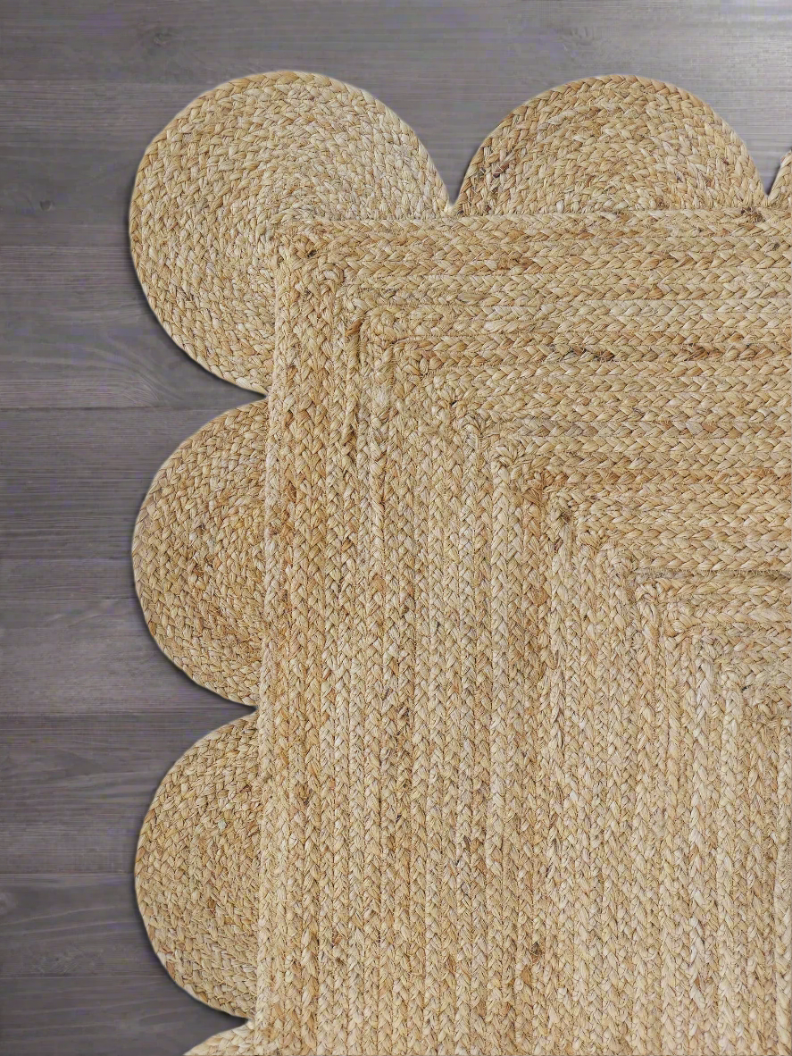 Olivya Scalloped Jute Rug – Natural Braided Handmde Rug Area Rug