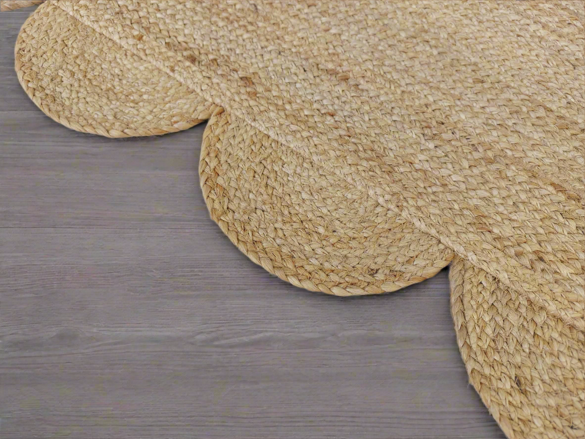 Olivya Scalloped Jute Rug – Natural Braided Handmde Rug Area Rug