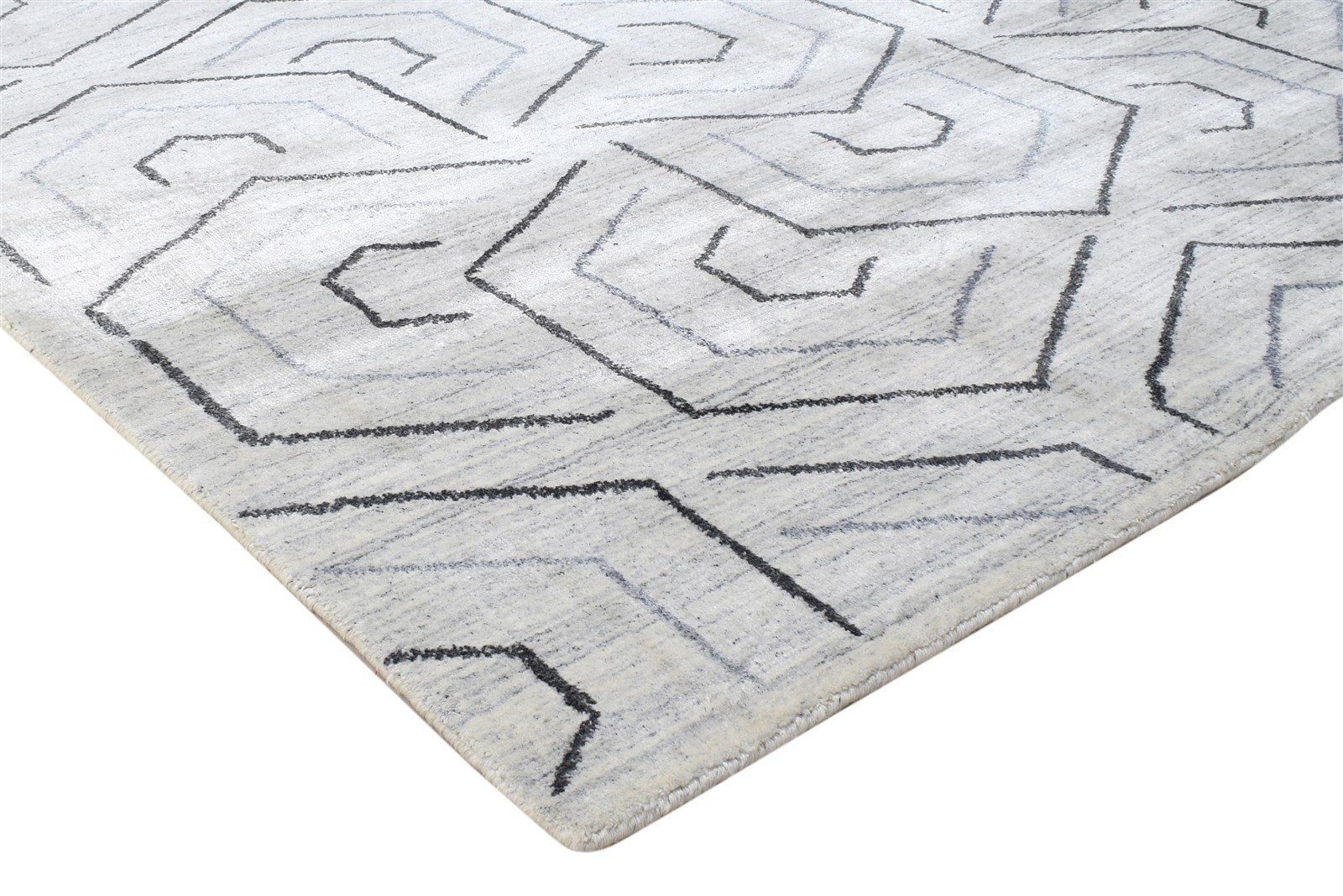 Silk Grey Rug 5' X 8' Modern Hand Woven Scandinavian Geometric Room Size Carpet 