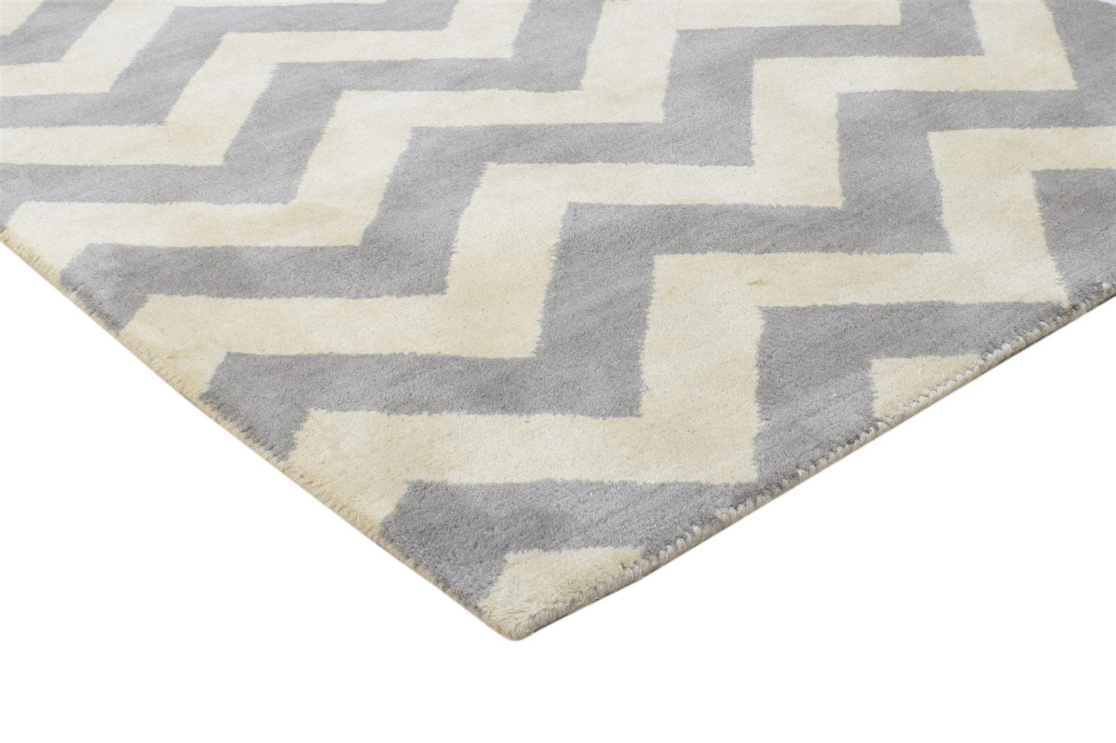 Hand Tufted Grey Wool Rug 3' X 5' Modern Scandinavian Chevron Room Size Carpet 