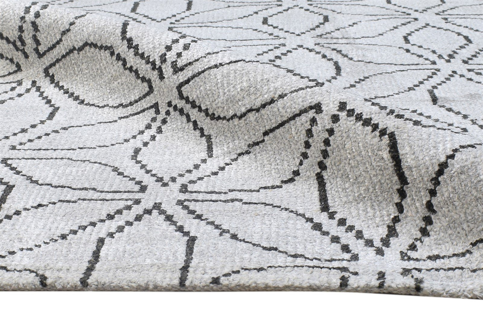 Hand Knotted Grey Silk Rug 5' X 7' Modern Scandinavian Trellis Room Size Carpet 