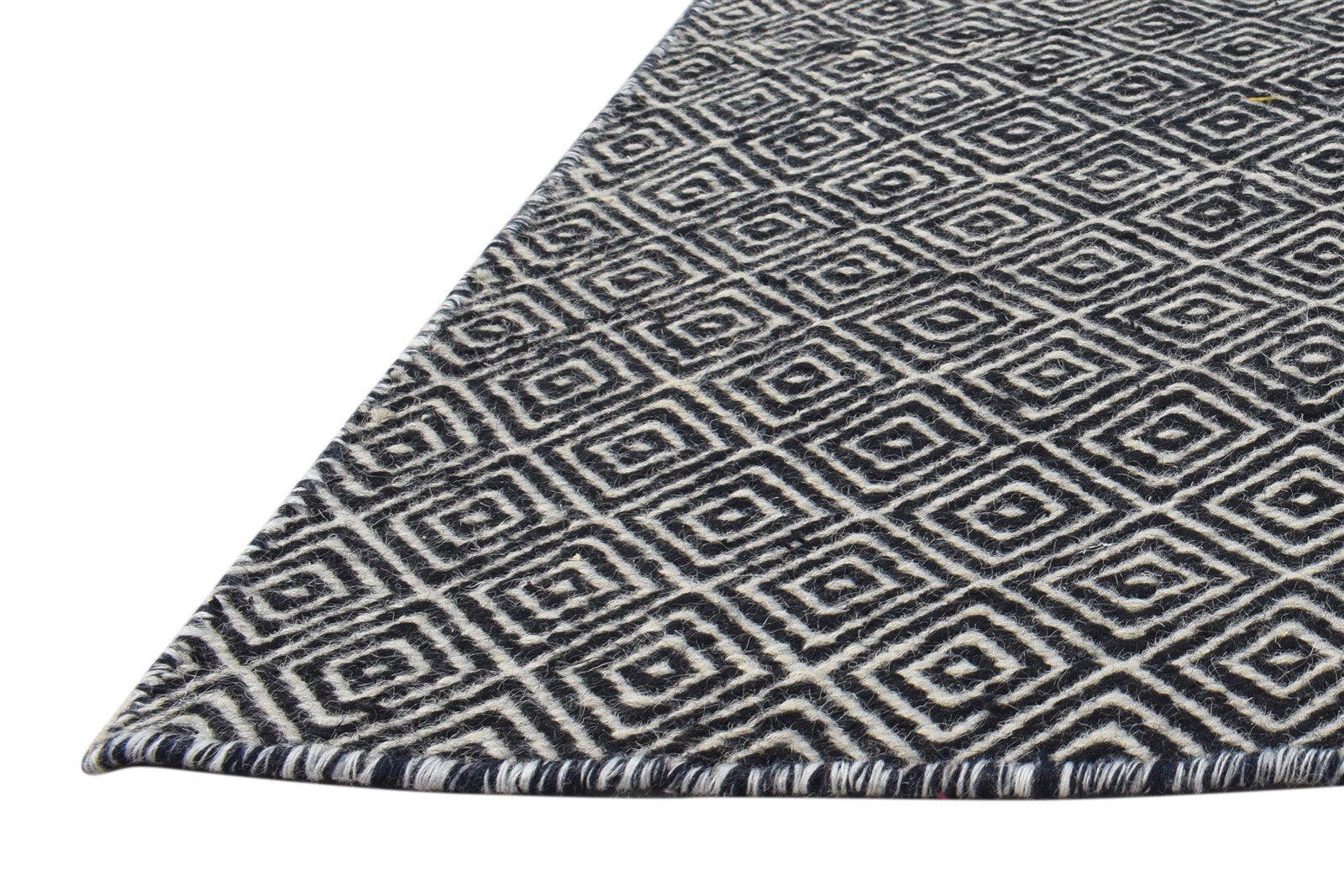 Dhurrie Black Wool Rug 2' X 3' Modern Scandinavian Diamond Small Carpet 