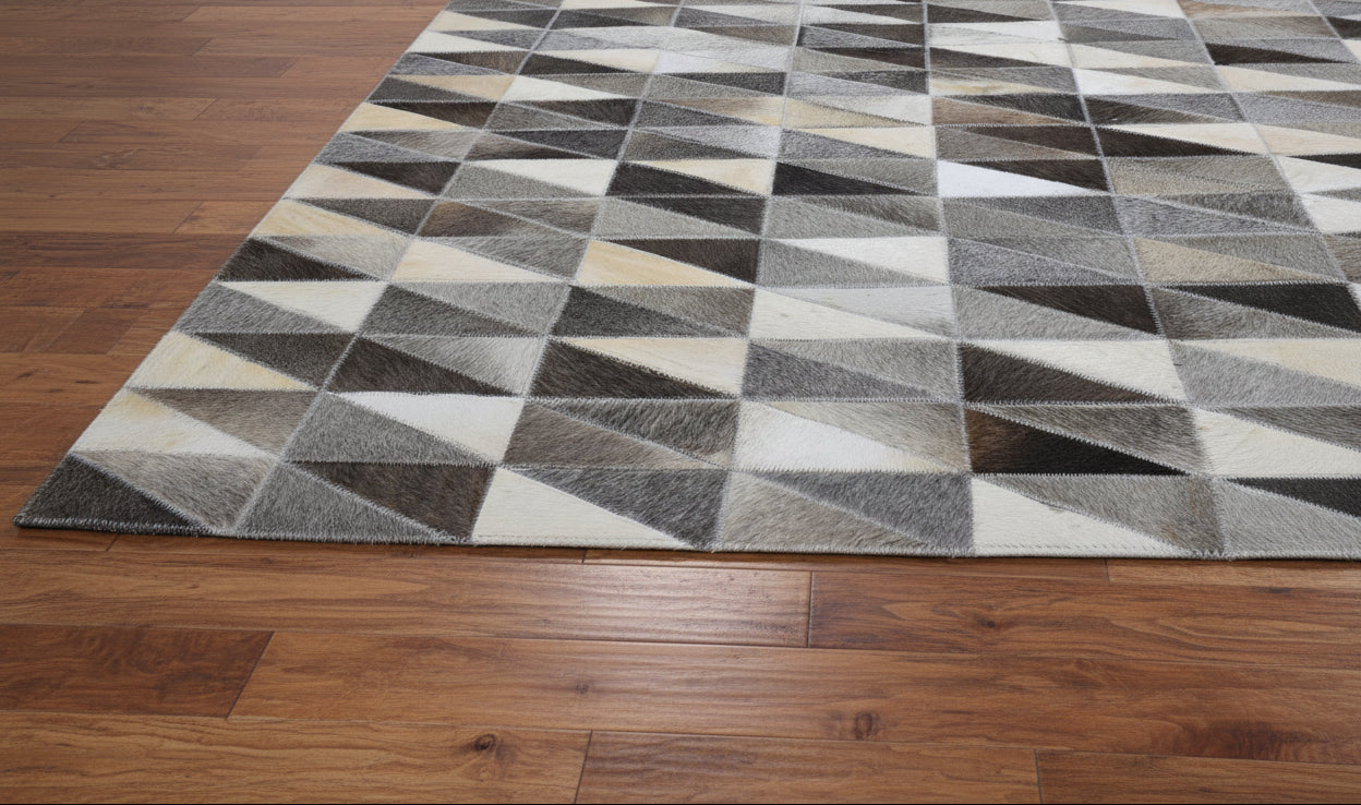 Joscelin Handmade Leather Charcoal Gray Diamonds Area Rug | Modern Patchwork Triangles Cowhide Rug   9060927668373