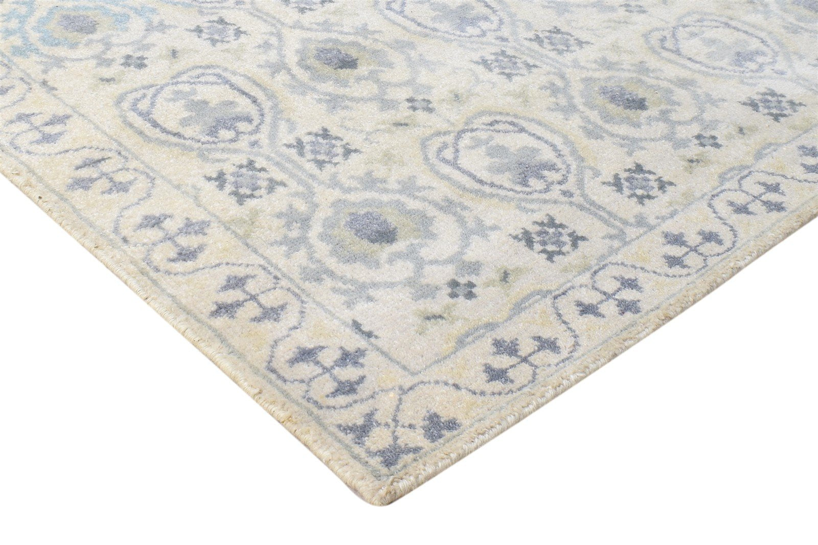 Kristien Hand Knotted Cream Wool Rug 4' X 6' Persian Kashan Oriental   7865115312277