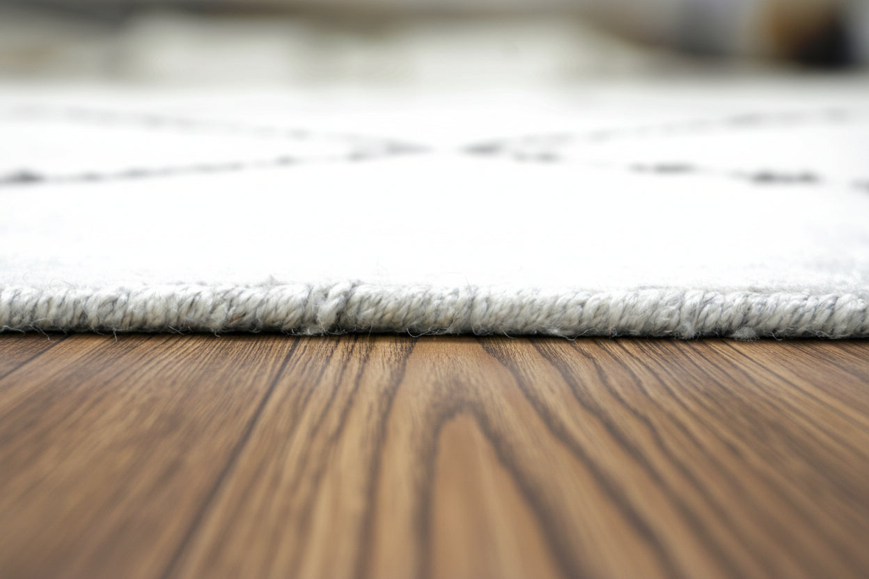 Framify Silver Handmade Linear Rug – Ivory & Gray Hand Loom Knotted Bordered Rug
